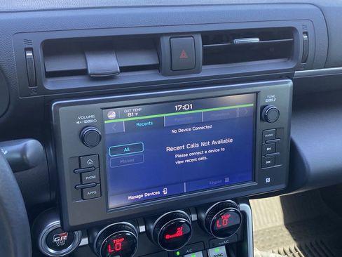 Used 2022 Toyota GR86 Premium w/ ALL Weather Mat Package (TMS) image 6