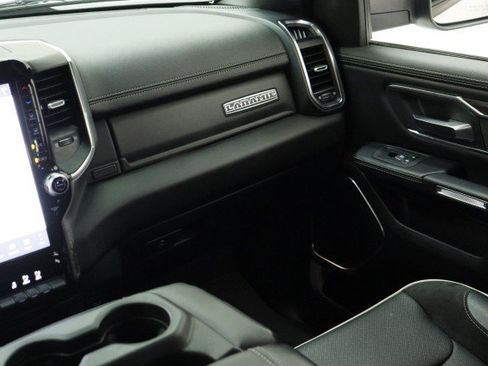 Used 2025 RAM 1500 Laramie AWD/4WD image 28