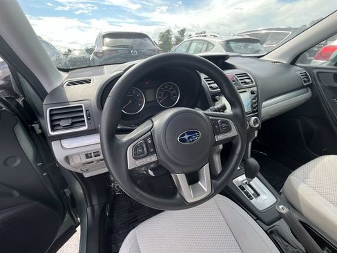 Used 2018 Subaru Forester 2.5i Premium w/ All-Weather Package AWD/4WD image 5