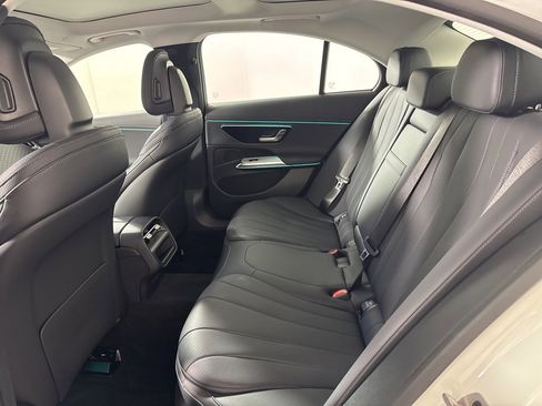 Certified 2025 Mercedes-Benz E 350 4MATIC Sedan image 17