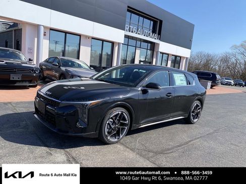 New 2026 Kia K4 GT-Line image 1