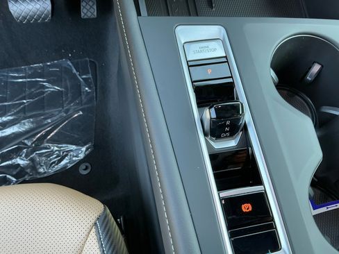 New 2026 Volkswagen Atlas Cross Sport SE image 19