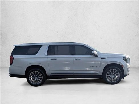 Used 2021 GMC Yukon XL Denali w/ Denali Ultimate Package image 4