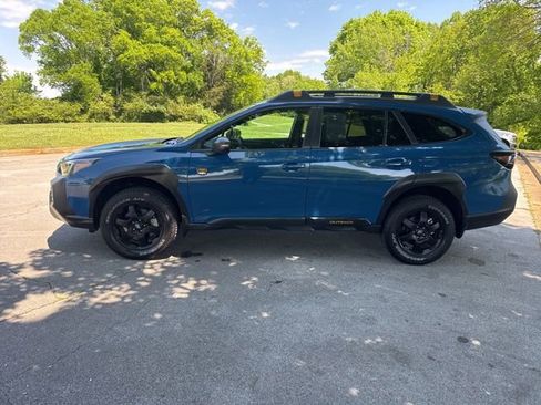 Used 2024 Subaru Outback Wilderness AWD/4WD image 4