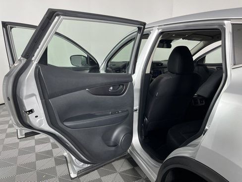 Used 2020 Nissan Rogue Sport S w/ Appearance Package FWD image 36