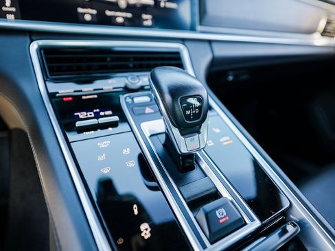 Certified 2019 Porsche Panamera GTS image 20