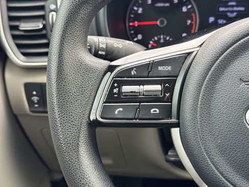 Used 2020 Kia Sportage LX w/ LX Popular Package image 19