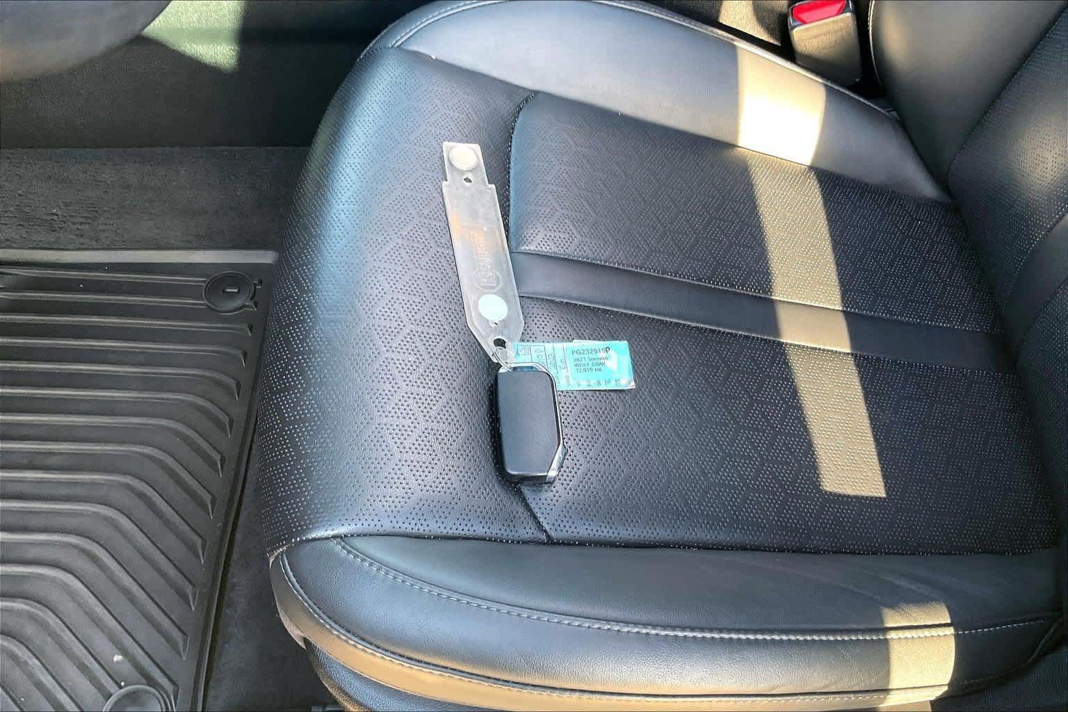 Used 2023 Kia Sorento S w/ Panoramic Sunroof Package AWD/4WD image 18