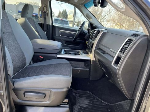 Used 2018 RAM 2500 Big Horn image 29