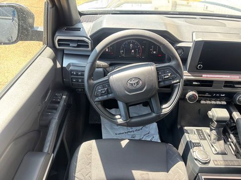 New 2026 Toyota Tacoma SR5 AWD/4WD image 3