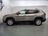 Used 2017 Jeep Cherokee Latitude w/ Comfort/Convenience Group image 5
