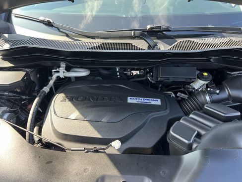 Used 2017 Honda Pilot Elite image 36