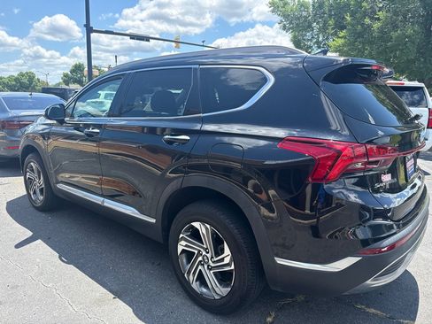 Used 2021 Hyundai Santa Fe SEL w/ Convenience Package AWD/4WD image 7
