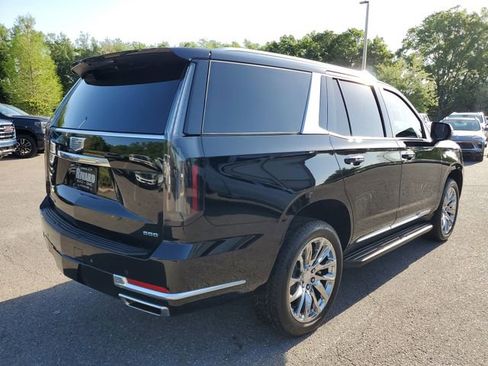 Used 2025 Cadillac Escalade Premium Luxury w/ LPO, Radiant Package image 4