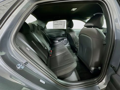 New 2026 Hyundai Elantra Sport FWD image 25