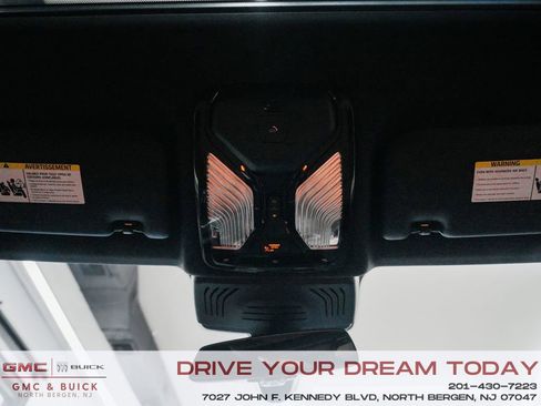 Used 2025 BMW X4 M40i w/ Premium Package image 42