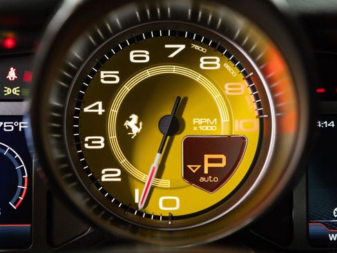 Used 2020 Ferrari 812 Superfast RWD image 71