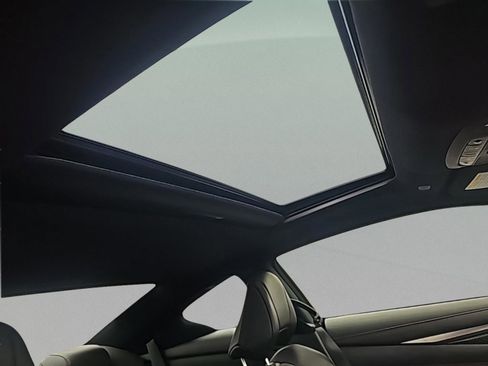 Used 2022 INFINITI Q60 Red Sport 400 w/ Carbon Fiber Package image 32