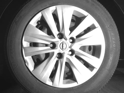 Used 2025 Nissan Sentra S image 14