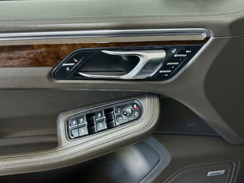 Used 2017 Porsche Macan GTS w/ Premium Package Plus image 24