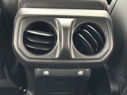 New 2026 Jeep Gladiator Sport image 42