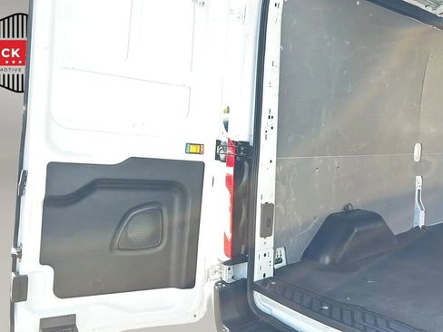 Used 2020 Ford Transit 250 Medium Roof RWD image 40