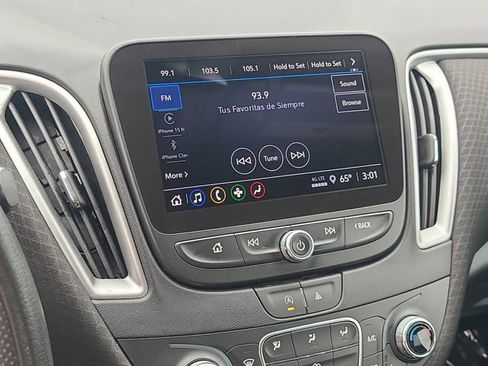 Used 2024 Chevrolet Malibu LT image 31