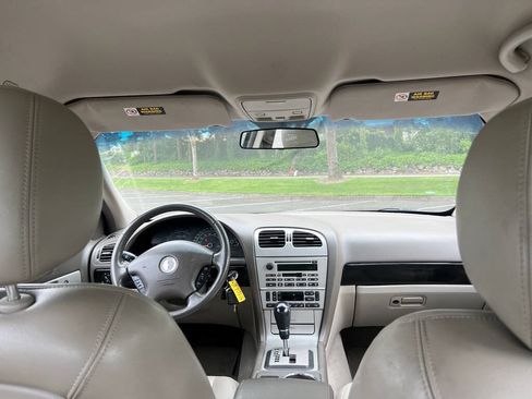 Used 2004 Lincoln LS RWD image 11