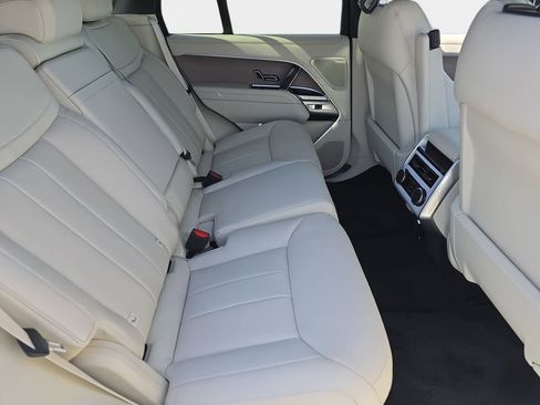 New 2026 Land Rover Range Rover SE AWD/4WD image 11