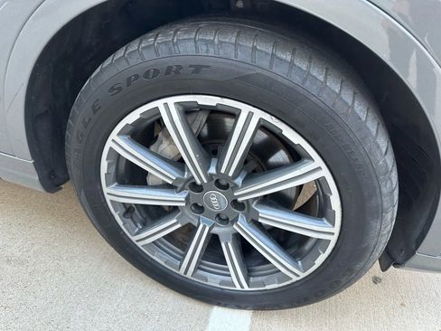 Used 2017 Audi Q7 3.0T Prestige image 6