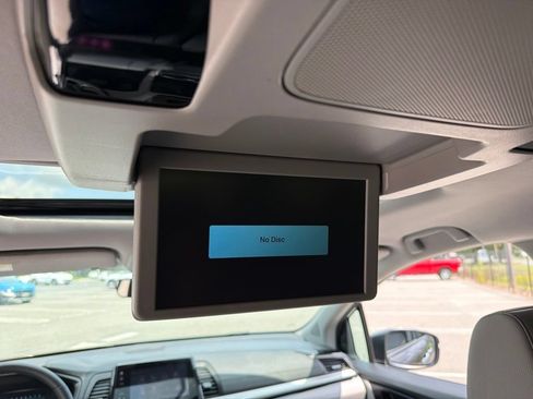 Used 2023 Honda Odyssey Touring image 22