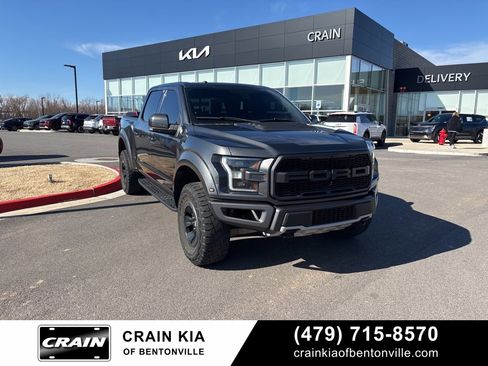 Used 2018 Ford F150 Raptor w/ Equipment Group 802A Luxury image 6