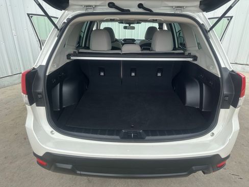 Used 2023 Subaru Forester Premium AWD/4WD image 9
