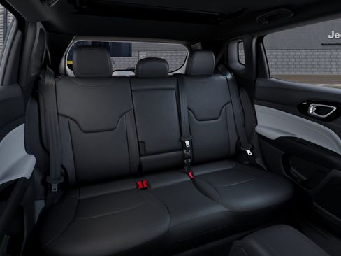 New 2026 Jeep Compass Limited image 15
