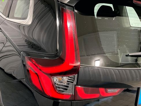 Used 2023 Honda CR-V LX image 32