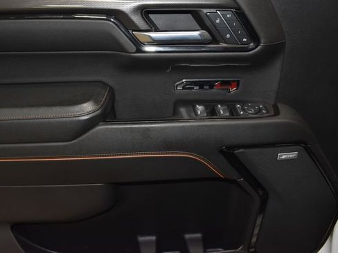 Used 2024 GMC Sierra 1500 AT4 w/ AT4 Preferred Package image 29