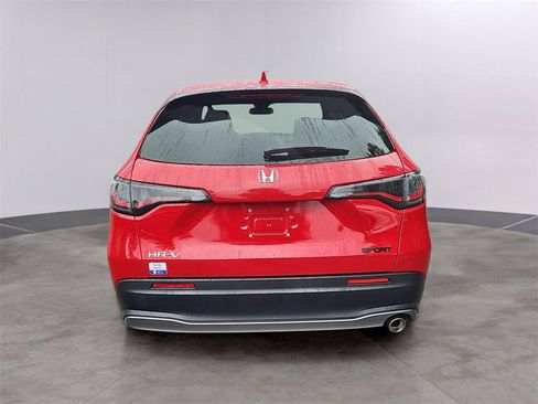 Used 2024 Honda HR-V Sport image 5
