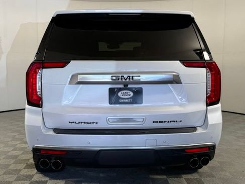 Used 2023 GMC Yukon XL Denali RWD image 7