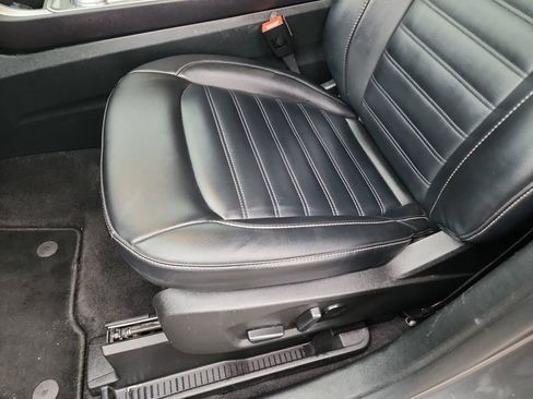 Used 2023 Ford Edge SEL image 16