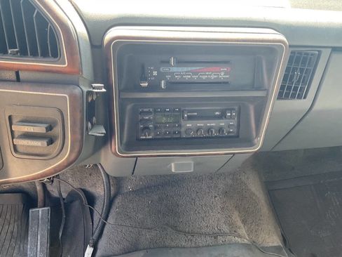 Used 1989 Ford Bronco AWD/4WD image 15