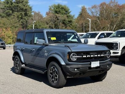 New 2025 Ford Bronco Outer Banks