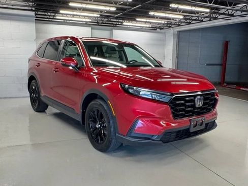 Used 2024 Honda CR-V EX image 7