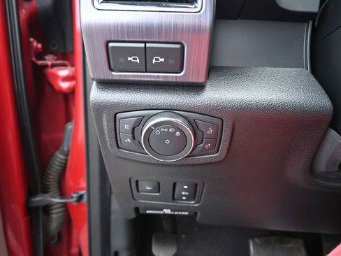 Used 2021 Ford F250 Limited AWD/4WD image 24