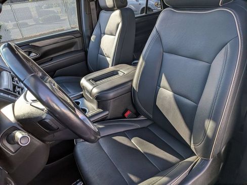 Used 2022 GMC Yukon SLT AWD/4WD image 15