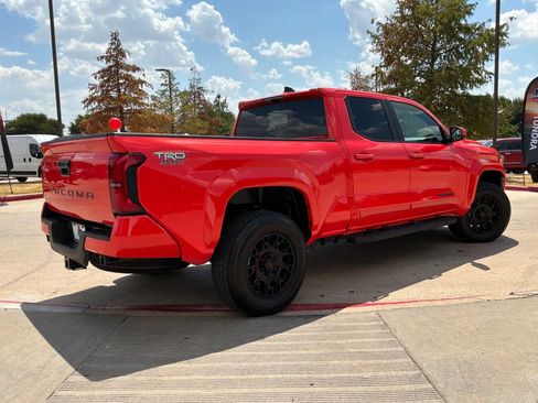 Used 2024 Toyota Tacoma TRD Sport RWD image 6