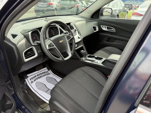 Used 2017 Chevrolet Equinox LT FWD image 7