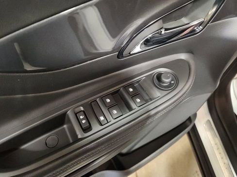 Used 2022 Buick Encore Preferred w/ Safety Package image 21