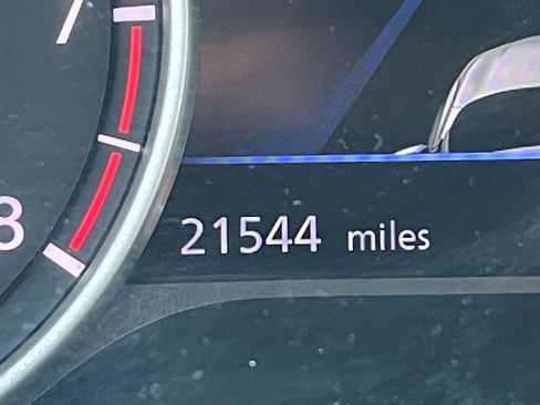 Used 2025 Nissan Sentra SV image 39