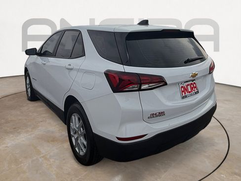 Used 2024 Chevrolet Equinox LS image 9