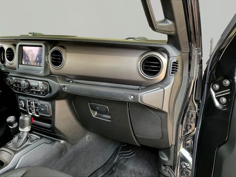 Used 2020 Jeep Gladiator Sport w/ Quick Order Package 24S AWD/4WD image 27